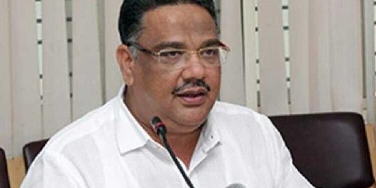 ಶಾಲಾ ಪಠ್ಯದಲ್ಲಿ ಭಗವದ್ಗೀತೆ ಅಳವಡಿಸುವುದು ಕರೋನ ವೈರೆಸ್ಗಿಂತಲೂ ಅಪಾಯಕಾರಿ : ಶಾಸಕ ತನ್ವೀರ್ ಸೇಠ್