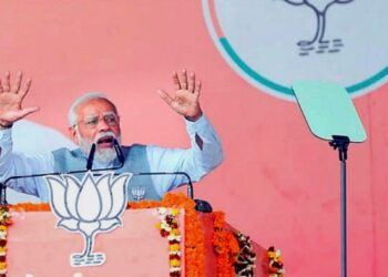 ಅತ್ತ ಉಕ್ರೇನ್ನಲ್ಲಿ ಭಾರತೀಯ ವಿದ್ಯಾರ್ಥಿಗಳ ಸಂಕಷ್ಟದಲ್ಲಿದ್ದರೆ, ಇತ್ತ ಚುನಾವಣಾ ಭಾಷಣದಲ್ಲಿ PM ಮೋದಿ ಹೇಳಿದ್ದೇ ಬೇರೆ!