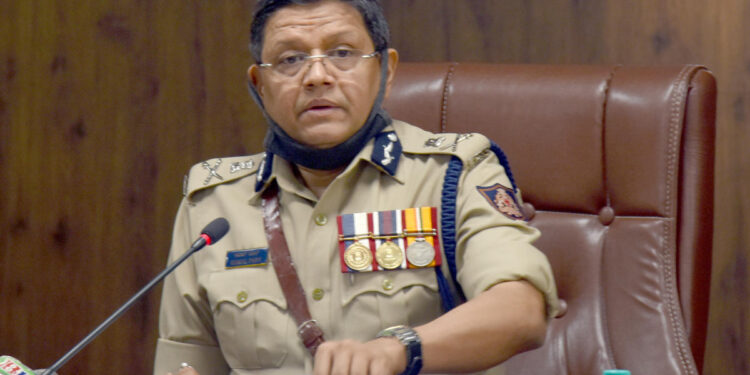 ಹಿಜಾಬ್ ವಿವಾದ : ಬೆಂಗಳೂರಿನಲ್ಲಿ ಶಾಲಾ-ಕಾಲೇಜು ಸುತ್ತಮುತ್ತ ಮಾ.22 ರವರೆಗೆ ನಿಷೇಧಾಜ್ಞೆ ವಿಸ್ತರಣೆ