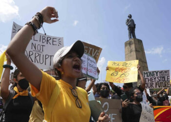 ಸಂಯುಕ್ತ ಸರ್ಕಾರಕ್ಕೆ ʼನೊʼ ಎಂದ ಶ್ರೀಲಂಕಾ ವಿಪಕ್ಷ ನಾಯಕರು ; ಆರೋಗ್ಯ ತುರ್ತುಪರಿಸ್ಥಿತಿ ಘೋಷಣೆ