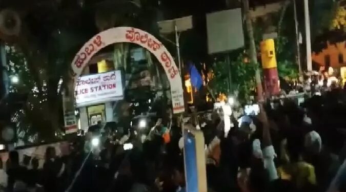 ಬಿಜೆಪಿ/ ಸಂಘಪರಿವಾರ ಪೊಲೀಸ್ ಠಾಣೆಯ ಮೇಲೆ ದಾಳಿ ಮಾಡಿದಾಗ ಏನೇನಾಗಿತ್ತು ?