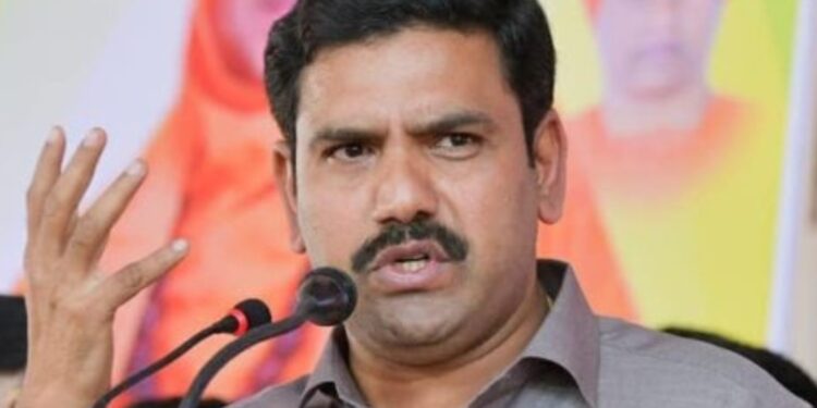 ಬಿಸಿಯೂಟ ಯೋಜನೆಗೆ ಸಿದ್ಧಗಂಗಾಶ್ರೀ ಹೆಸರು: ವಿಜಯೇಂದ್ರ ಆಗ್ರಹ