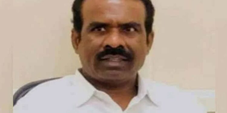 ಚಂದ್ರು ಕೊಲೆ ಪ್ರಕರಣ : ʼಪೊಲೀಸ್ ಕಮಿಷನರ್ ಹೇಳಿಕೆ ಸುಳ್ಳು, ಗೃಹ ಸಚಿವರು ಹೇಳಿರುವುದೇ ಸತ್ಯʼ ಎಂದ MLC ರವಿ