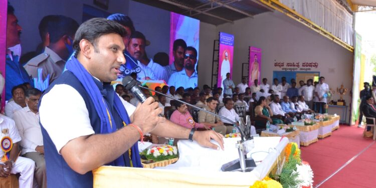 ಡಾ. ಬಿ.ಆರ್. ಅಂಬೇಡ್ಕರ್ ಜೀವನ ಶೋಷಿತ ವರ್ಗಗಳ ಏಳಿಗೆಗಾಗಿ ಮುಡುಪಾಗಿತ್ತು : ಸಚಿವ ಡಾ.ಕೆ.ಸುಧಾಕರ್