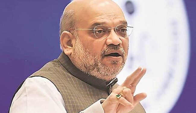 ಜನರು ಇಂಗ್ಲೀಷ್‌ ಬದಲು ಹಿಂದಿ ಬಳಸಬೇಕು: ಅಮಿತ್‌ ಶಾ ಹೇಳಿಕೆ ವಿಪಕ್ಷಗಳು ಕಿಡಿ