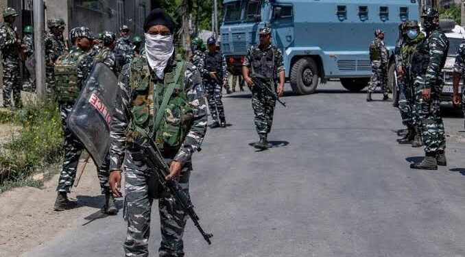 ಕಾಶ್ಮೀರದಲ್ಲಿ ತಿಂಗಳೊಳಗೆ ಮೂವರು ಪೊಲೀಸರನ್ನು ಕೊಂದ ಉಗ್ರಗಾಮಿಗಳು.!