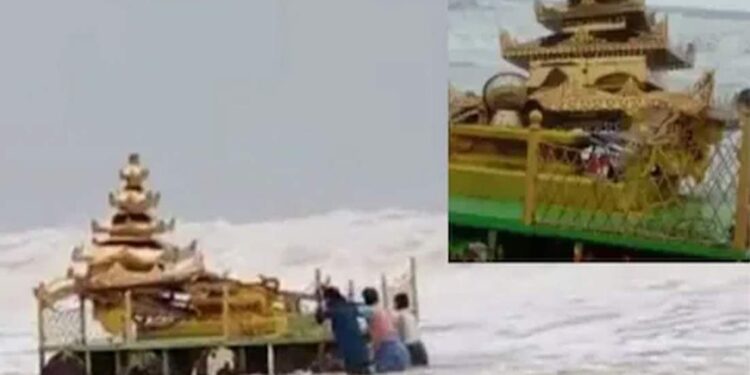 ಸಮುದ್ರದಲ್ಲಿ ತೇಲಿ ಬಂದ ಚಿನ್ನದ ರಥ ಯಾವ ದೇಶದ್ದು ಗೊತ್ತಾ ?