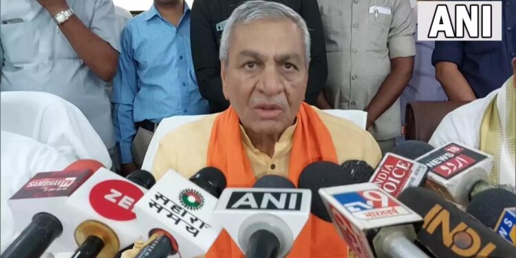 ಕಲ್ಲಿದ್ದಲು ಕೊರತೆಗೆ ‘ಜಾಗತಿಕ ಬಿಕ್ಕಟ್ಟು’ ಎಂದು ನೆಪ ಹೇಳಿದ ಯುಪಿ ಸಚಿವ!