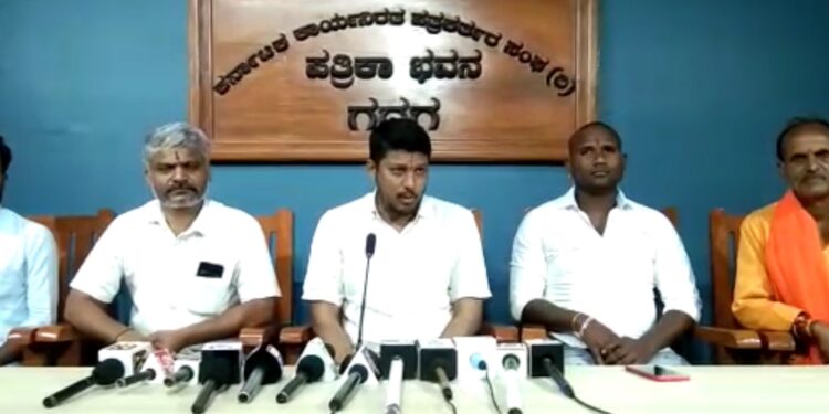 ಅಜಾನ್ ಸಮಯದಲ್ಲೆ ದೇವಸ್ಥಾನದಲ್ಲಿ ಭಕ್ತಿಗೀತೆ, ಭಜನೆಗೆ ಶ್ರೀರಾಮ್ ಸೇನಾ ನಿರ್ಧಾರ