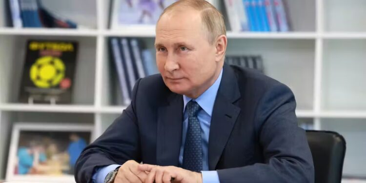 ರಷ್ಯಾ ಅಧ್ಯಕ್ಷ  ವ್ಲಾಡಿಮಿರ್ ಪುಟಿನ್ ರಕ್ತ ಕ್ಯಾನ್ಸರ್ ಪೀಡಿತರಾಗಿದ್ದಾರೆಯೇ?