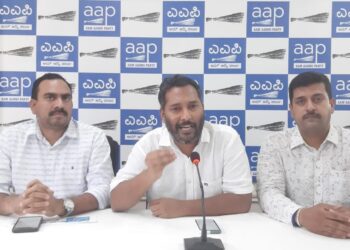 ಭ್ರಷ್ಟ ಬಿಜೆಪಿ ನಾಯಕರ ಆಸ್ತಿ ಹರಾಜು ಹಾಕಿ ಮಳೆ ಸಂತ್ರಸ್ತರಿಗೆ ಪರಿಹಾರ ನೀಡಿ : ಮೋಹನ್‌ ದಾಸರಿ ಆಗ್ರಹ