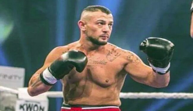 ಬಾಕ್ಸಿಂಗ್‌ ಸ್ಪರ್ಧೆಯ ನೇರ ಪ್ರಸಾರದಲ್ಲೇ ಚಾಂಪಿಯನ್‌ ಹೃದಯಾಘಾತದಿಂದ ಸಾವು!