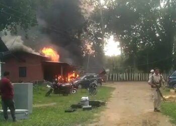 ಪ್ರಕರಣದ  ದಾಖಲೆಗಳನ್ನು ಸುಡಲು ಪೊಲೀಸ್ ಠಾಣೆಗೆ ಬೆಂಕಿ ಹಚ್ಚಿದ ಅಪರಾಧಿಗಳು!