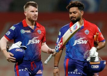 9 ವರ್ಷ ನಂತರ ಗೋಲ್ಡನ್ ಡಕ್ ಗೆ ಔಟಾದ ವಾರ್ನರ್!