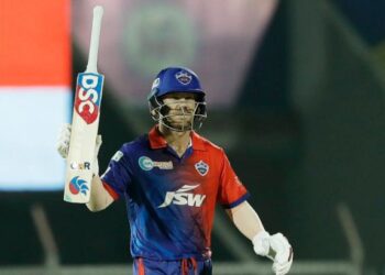 ವಾರ್ನರ್, ಪೊವೆಲ್ ಅಬ್ಬರಕ್ಕೆ ಮಣಿದ ಹೈದರಾಬಾದ್: ಡೆಲ್ಲಿಗೆ 21 ರನ್ ಜಯ