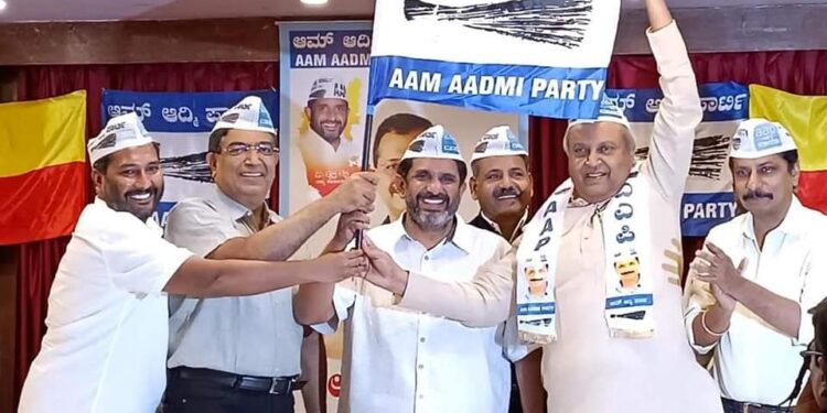 ಮೂರು ರಾಜಕೀಯ ಪಕ್ಷಗಳಲ್ಲಿ ಪ್ರಮಾಣಿಕರೇ ಅಸ್ಪೃಶ್ಯರು: ಮುಖ್ಯಮಂತ್ರಿ ಚಂದ್ರು