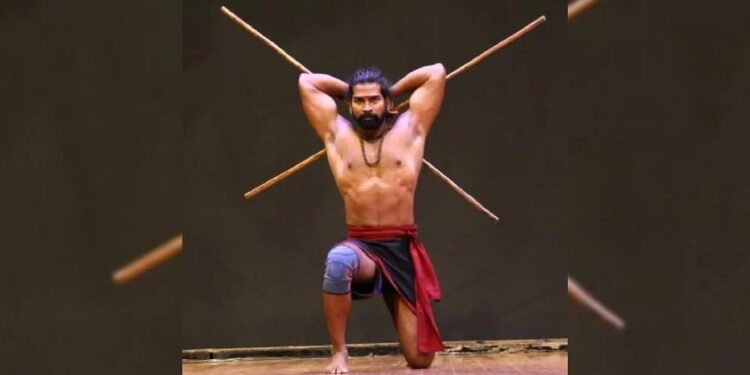 ಪ್ರದರ್ಶನದ ವೇಳೆ ಕುಸಿದು ಬಿದ್ದ ಮಾರ್ಷಿಯಲ್ ಆರ್ಟ್ಸ್ ಪರಿಣಿತ