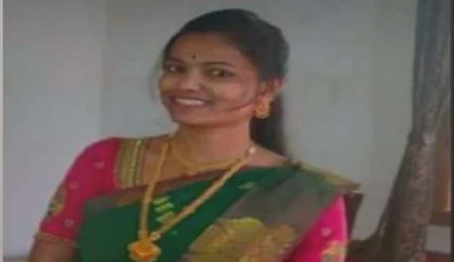ಮದುವೆಗೆ ಕುಜ ದೋಷ ಅಡ್ಡಿ ಅಂತ ಪ್ರೇಮಿಗಳು ಆತ್ಮಹತ್ಯೆಗೆ ಯತ್ನ: ಮಹಿಳಾ ಪೊಲೀಸ್ ಸಾವು!