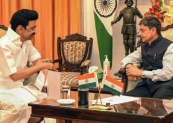 ತಮಿಳುನಾಡು ವಿಧಾನಸಭೆ ಅಂಗೀಕರಿಸಿದ ಮಸೂದೆಗಳಿಗೆ ಅಂಕಿತ ಹಾಕದೇ ಸತಾಯಿಸುತ್ತಿರುವ ರಾಜ್ಯಪಾಲ!