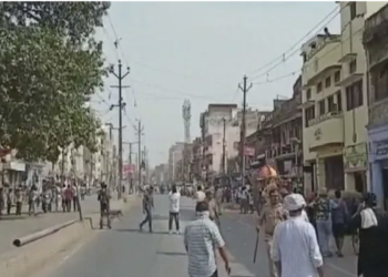 ಉತ್ತರ ಪ್ರದೇಶದಲ್ಲಿ ಕಲ್ಲುತೂರಾಟ: 36 ಮಂದಿ ಬಂಧನ