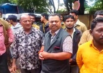 ಪರಿಷ್ಕರಣೆಯಾಗದ ಪ್ರಯಾಣಿಕರ ದರ : ಸಂಕಷ್ಟಕ್ಕೆ ಸಿಲುಕಿದ ಹುಬ್ಬಳ್ಳಿ ಅಟೋ ಚಾಲಕರು!