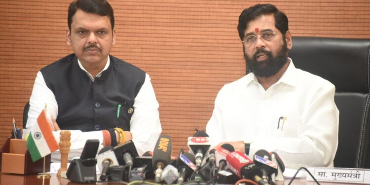 ಮಹಾರಾಷ್ಟ್ರದಲ್ಲಿ ಪೆಟ್ರೋಲ್ 5, ಡೀಸೆಲ್ 3 ರೂಪಾಯಿ ಇಳಿಕೆ