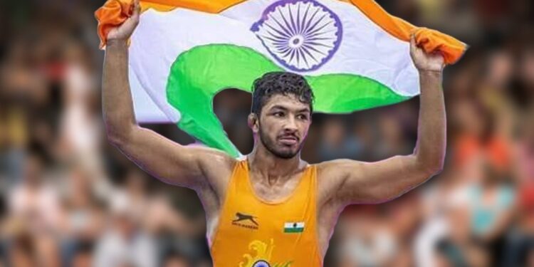 ಕಾಮನ್‌ವೆಲ್ತ್ :  ಪಾಕಿಸ್ತಾನದ ತಾಹಿರ್ ವಿರುದ್ಧ ಸೆಣೆಸಾಡಿ ಚಿನ್ನ ಗೆದ್ದ ನವೀನ!