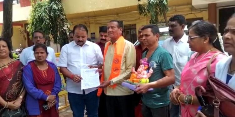 ಈದ್ಗಾ ಮೈದಾನದಲ್ಲಿ ಗಣೇಶನ ಪ್ರತಿಷ್ಠಾಪನೆಗಾಗಿ ಪ್ರತಿಭಟನೆ!