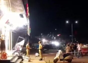 ದ.ಕ ಜಿಲ್ಲೆಯಲ್ಲಿ ಸರಣಿ ಕೊಲೆ : ದ್ವಿಚಕ್ರ ವಾಹನದಲ್ಲಿ ಹಿಂಬದಿ ಸವಾರ ಕೂರುವಂತಿಲ್ಲ ಎಂದು ಮಂಗಳೂರು ಪೊಲೀಸ್‌ ಆಯುಕ್ತರಿಂದ ಆದೇಶ