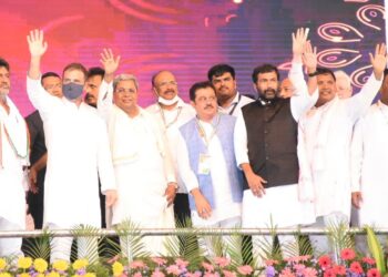 ಇದು ಗೂಗ್ಲಿಯೂ ಹೌದು ; ಮೊದಲ ಬಾಲಿಗೆ ಸಿಕ್ಸರೂ ಹೌದು!