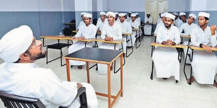 ಇಸ್ಲಾಮಿಕ್ ಷರಿಯಾ ಕಾಲೇಜಿನಲ್ಲಿ ಗೀತೆ, ಉಪನಿಷತ್ ಬೋಧನೆ: ಇದು ಮಹಮ್ಮದ್ ಫೈಝಿಯವರ ಪರಿಕಲ್ಪನೆ