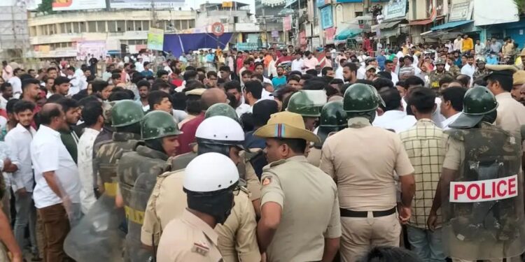 ಶಿವಮೊಗ್ಗ ಉದ್ವಿಗ್ನ : ಇಂದು ಶಾಲಾ-ಕಾಲೇಜುಗಳಿಗೆ ರಜೆ, ಕುವೆಂಪು ವಿವಿ ಪರೀಕ್ಷೆಗಳು ಮುಂದೂಡಿಕೆ!