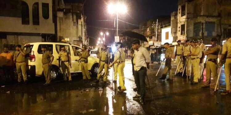 ಗುಜರಾತ್; ದೀಪಾವಳಿ ಆಚರಣೆ ವೇಳೆ ಕೋಮು ಘರ್ಷಣೆ