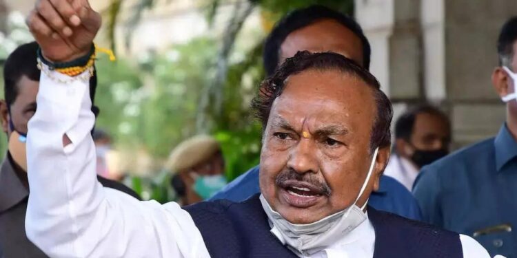 ಬಿಜೆಪಿ ಸುಸಂಸ್ಕೃತ ಪಕ್ಷವೋ, ರೌಡಿಗಳ ಪಕ್ಷವೋ : ಕೆ.ಎಸ್‌.ಈಶ್ವರಪ್ಪ