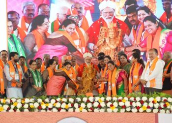 ನರೇಂದ್ರ ಮೋದಿ ಆಗಮನದಲ್ಲೂ ಪಕ್ಷಕ್ಕೆ ಮುಜುಗರ ತಂದ ಕೆ.ಎಸ್. ಈಶ್ವರಪ್ಪ.