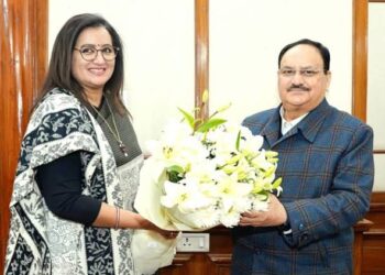 ಮೈತ್ರಿ ಧರ್ಮ ಪಾಲನೆಗೆ ಮುಂದಾದ್ರಾ ಸ್ವಾಭಿಮಾನಿ ಸುಮಲತಾ ?! ಮಂಡ್ಯ ಸ್ಪರ್ಧೆಯಿಂದ ಹಿಂದೆ ಸರಿತಾರಾ ಸಂಸದೆ !