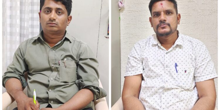 ಲಂಚಕ್ಕೆ ಬೇಡಿಕೆ: ಇಬ್ಬರು ಸೆಸ್ಕ್ ಅಧಿಕಾರಿಗಳು ಲೋಕಾಯುಕ್ತ ಬಲೆಗೆ