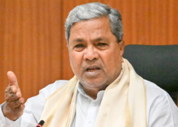 ಕೇಂದ್ರದಿಂದ ನಮ್ಮ ಪಾಲಿನ ಪರಿಹಾರ ಬರುತ್ತದೆ ಎಂದು ಕಾದು ಕಾದು ಸಾಕಾಗಿ ಸುಪ್ರೀಂಕೋರ್ಟ್ ಮೊರೆ ಹೋದೆವು