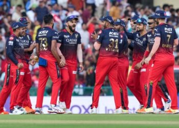 RCB ಅನ್‌ಬಾಕ್ಸಿಂಗ್‌.. ಒತ್ತಡಕ್ಕೆ ಸಿಲುಕಿತಾ ಪುರುಷರ ತಂಡ..!?