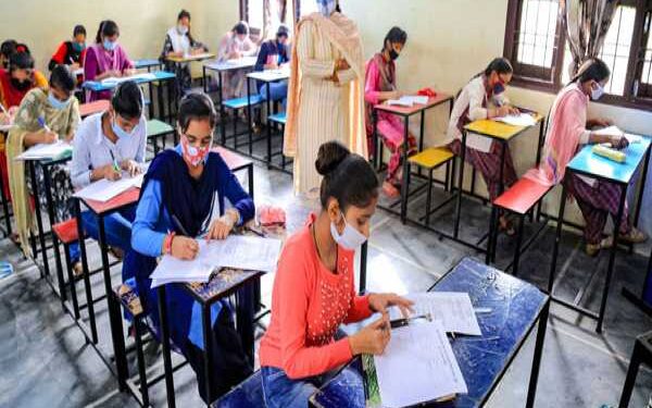 ಸರ್ಕಾರದ ನಿರ್ಲಕ್ಷ್ಯದ ಪರಮಾವಧಿ.. KPSC ಸರಿ ಮಾಡಲಾಗದ ಸರ್ಕಾರ..!?