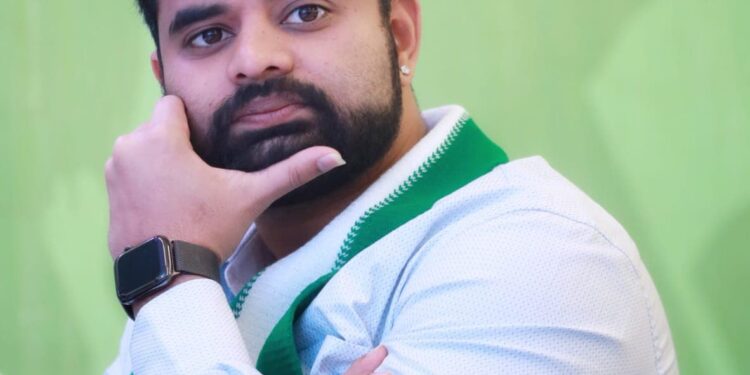 ಪ್ರಜ್ವಲ್​ ರೇವಣ್ಣ ವಿರುದ್ಧ ದಾಖಲಾಯ್ತು ದೂರು.. ರೇವಣ್ಣಗೂ ಸಂಕಷ್ಟ..