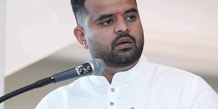 ಪ್ರಜ್ವಲ್ ರೇವಣ್ಣರದ್ದು ಎನ್ನಲಾದ ಅಶ್ಲೀಲ ವಿಡಿಯೋ ಕೇಸ್ ತನಿಖೆಯಲ್ಲಿ SIT ಗೆ ಪರಮಾಧಿಕಾರ : ಗೃಹ ಸಚಿವ ಪರಮೇಶ್ವರ್