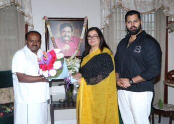 ಸುಮಲತಾ ಪಕ್ಷೇತರ ಸ್ಪರ್ಧೆನಾ..? ಕುಮಾರಸ್ವಾಮಿಗೆ ಬೆಂಬಲವೋ..?