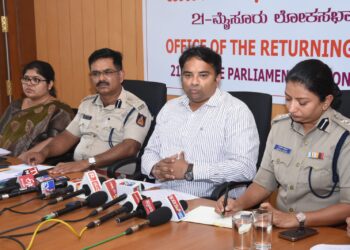 ಮೈಸೂರಲ್ಲಿ ‘ಲೋಕ’ವೋಟಿಂಗ್ ಗೆ ಜಿಲ್ಲಾಡಳಿತ ಸರ್ವ ಸಿದ್ಧತೆ : ಡಿಸಿ ಡಾ. ಕೆವಿ ರಾಜೇಂದ್ರ ಮಾಹಿತಿ
