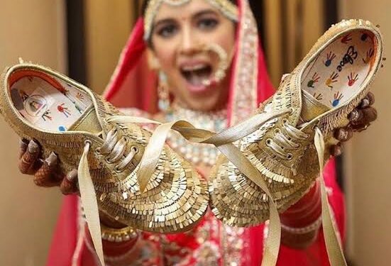 Bridal sneakers: ಮದುಮಗಳಿಗಂತನೆ ಮಾರುಕಟ್ಟೆಯಲ್ಲಿ ಲಭ್ಯವಿದೆ ಟ್ರೆಂಡಿ ಶೂ ಕಲೆಕ್ಷನ್.!