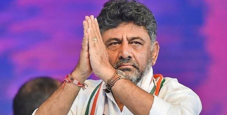 ಡಿಕೆ ಸುರೇಶ್ ಸೋತ್ರೆ ಡಿಕೆಶಿ ಸಿಎಂ ಕನಸು ಭಗ್ನ ?! ಒಂದೇ ಕಲ್ಲಲ್ಲಿ ಎರಡು ಹಕ್ಕಿಗೆ ಗುರಿಯಿಟ್ರಾ ಮೈತ್ರಿ ನಾಯಕರು ?!