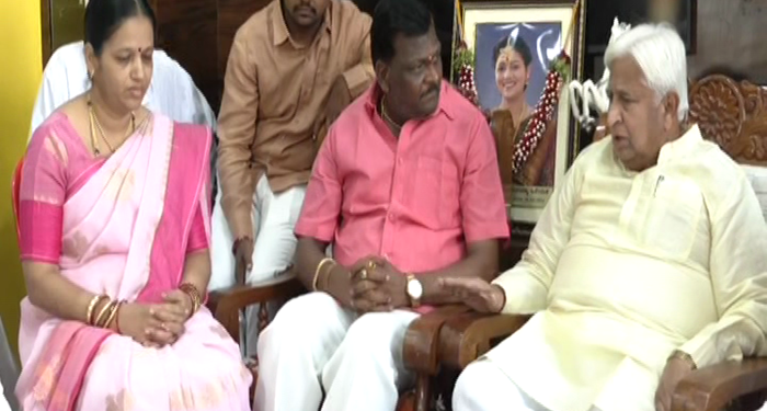 ನೇಹಾ ಹಿರೇಮಠ ತಂದೆಗೆ ಕ್ಷಮೆ ಕೇಳಿದ ಸಿಎಂ