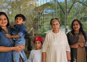 ಮೊಮ್ಮಗ ಆದ್ಯವೀರ್ ಜತೆ ಮೈಸೂರು Zoo ನಲ್ಲಿ ರಾಜಮಾತೆ ಪ್ರಮೋದಾದೇವಿ ಒಡೆಯರ್