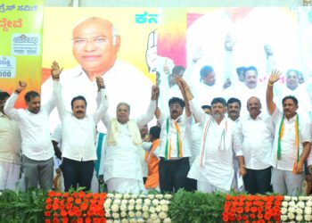 ಮಂಡ್ಯ ಜನಸಾಗರಕ್ಕೆ ಶ್ರೀರಾಮನವಮಿ ಶುಭಾಶಯ ಕೋರಿದ ಸಿಎಂ