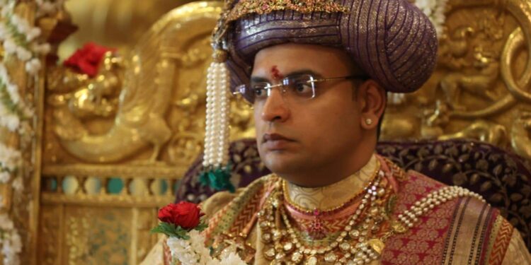 ಯದುವೀರ್ ಒಡೆಯರ್ ಒಟ್ಟು ಆಸ್ತಿ ಎಷ್ಟು..? ಅಫಿಡವಿಟ್ ನಲ್ಲಿ ಮಾಹಿತಿ ಬಹಿರಂಗ